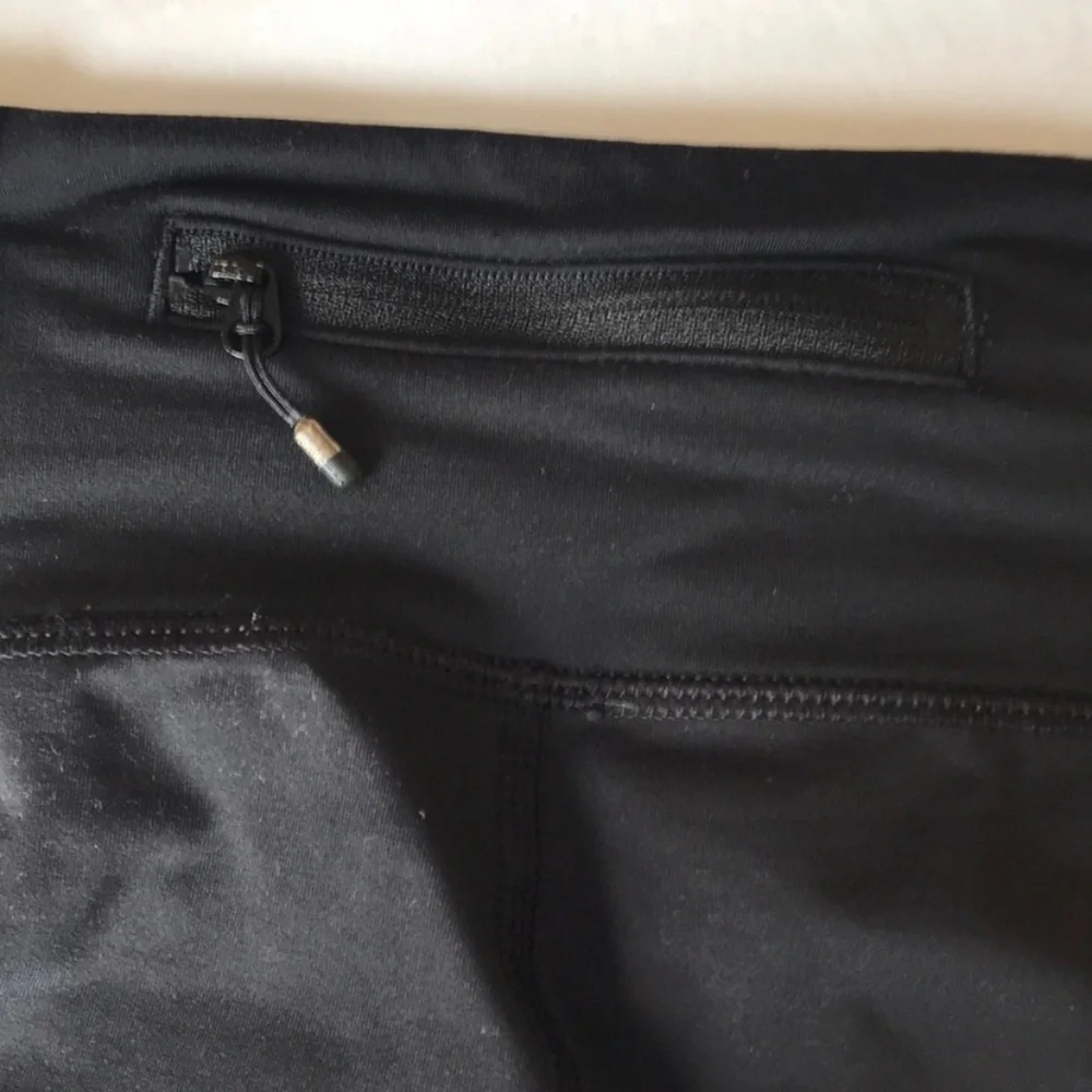 Lululemon black tights